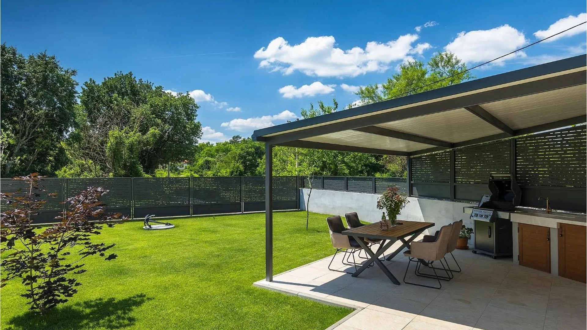 Villa Lora Potpican Holiday home